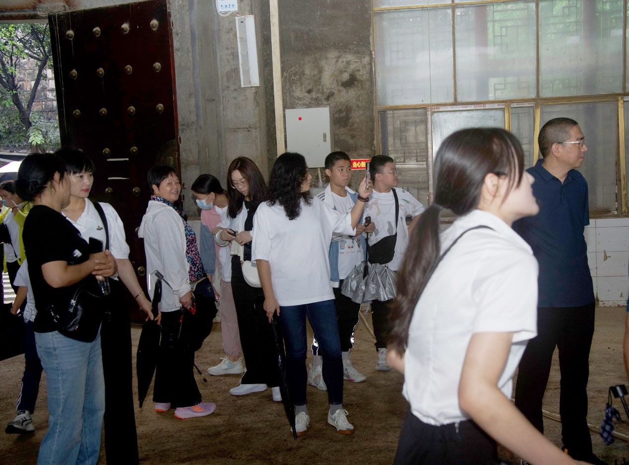 圖片2.jpg 圖片2.jpg